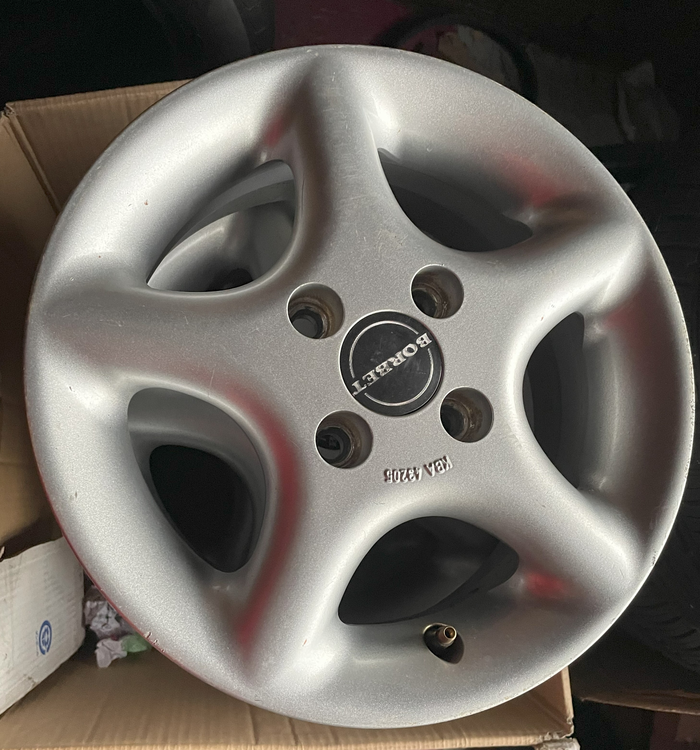 FIAT系 13インチ アルミホイール4本セットのメインビジュアル