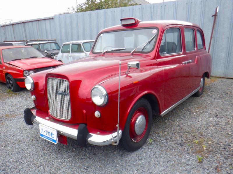 ロンドンタクシー　FX4R　カーボディーズ製のメインビジュアル