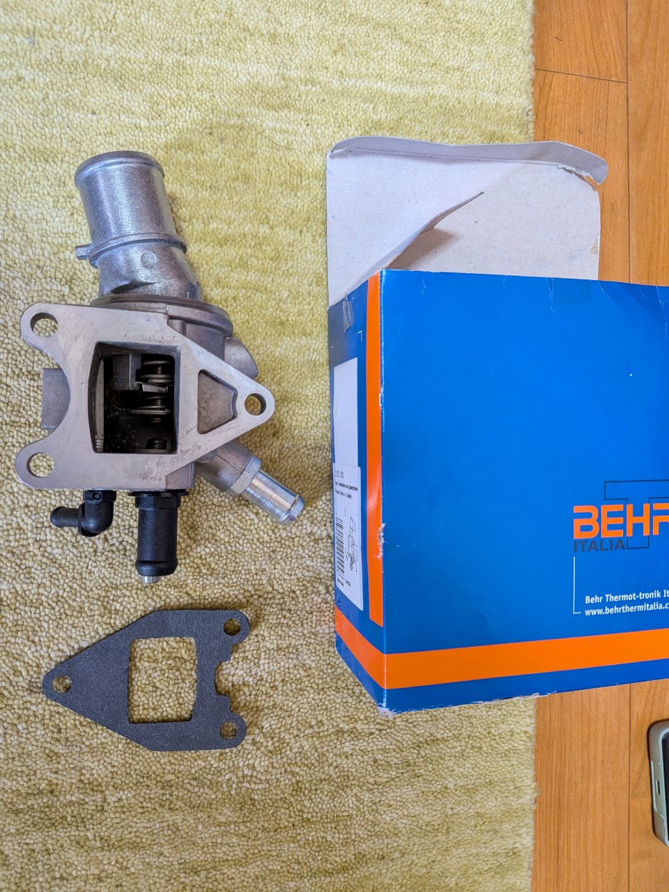 ランチアデルタEVOⅡ サーモスタットのメインビジュアル