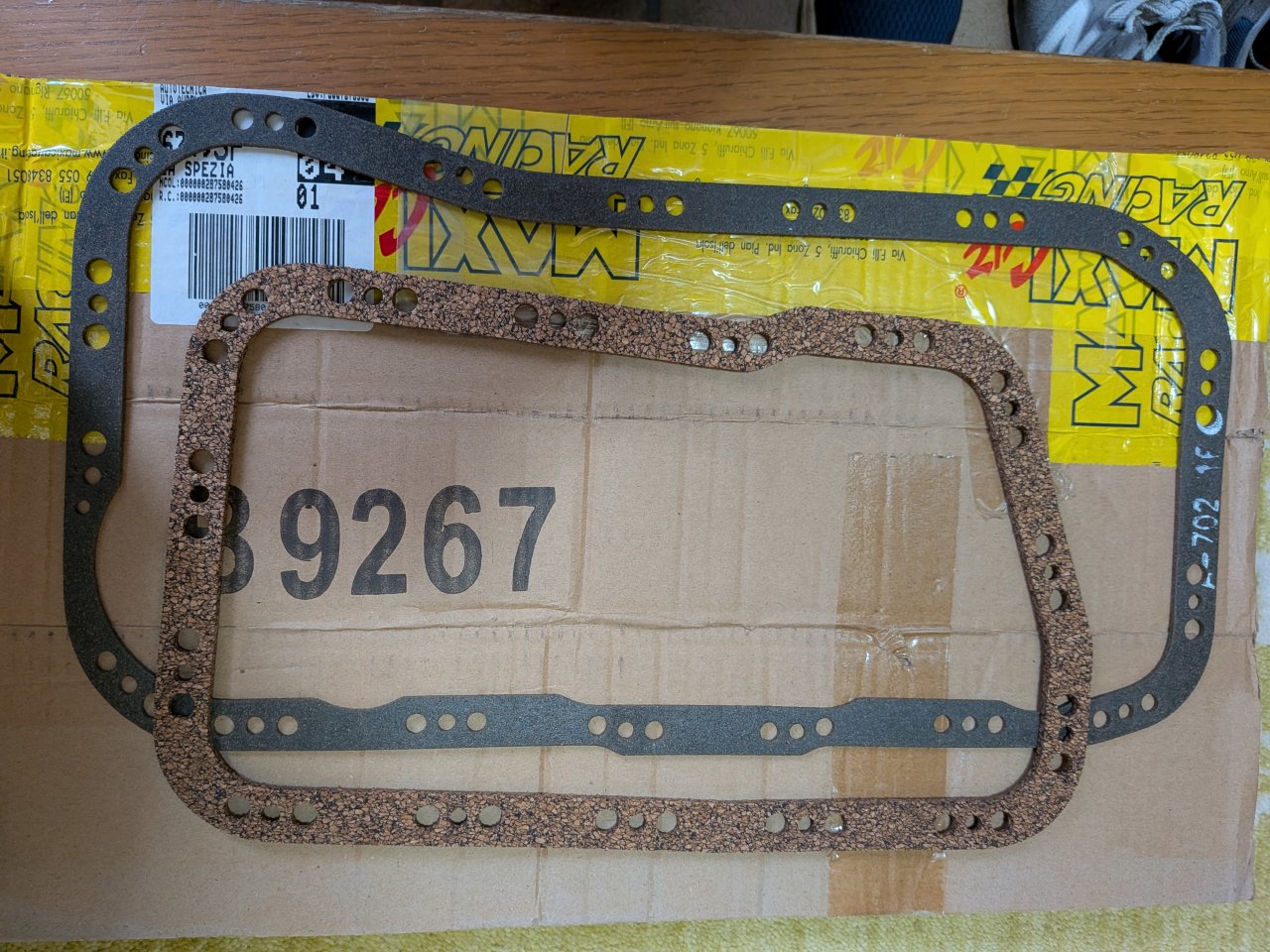 ランチアデルタEVOⅡ オイルパンガスケットアッパーロアーセットのメインビジュアル